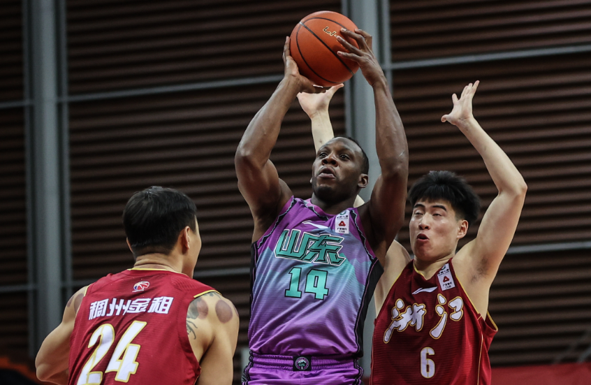 社区盾倒计时，罗马赛前门线救险，细节引发关注，信心回归，训练强度明显提升的简单介绍-九游娱乐