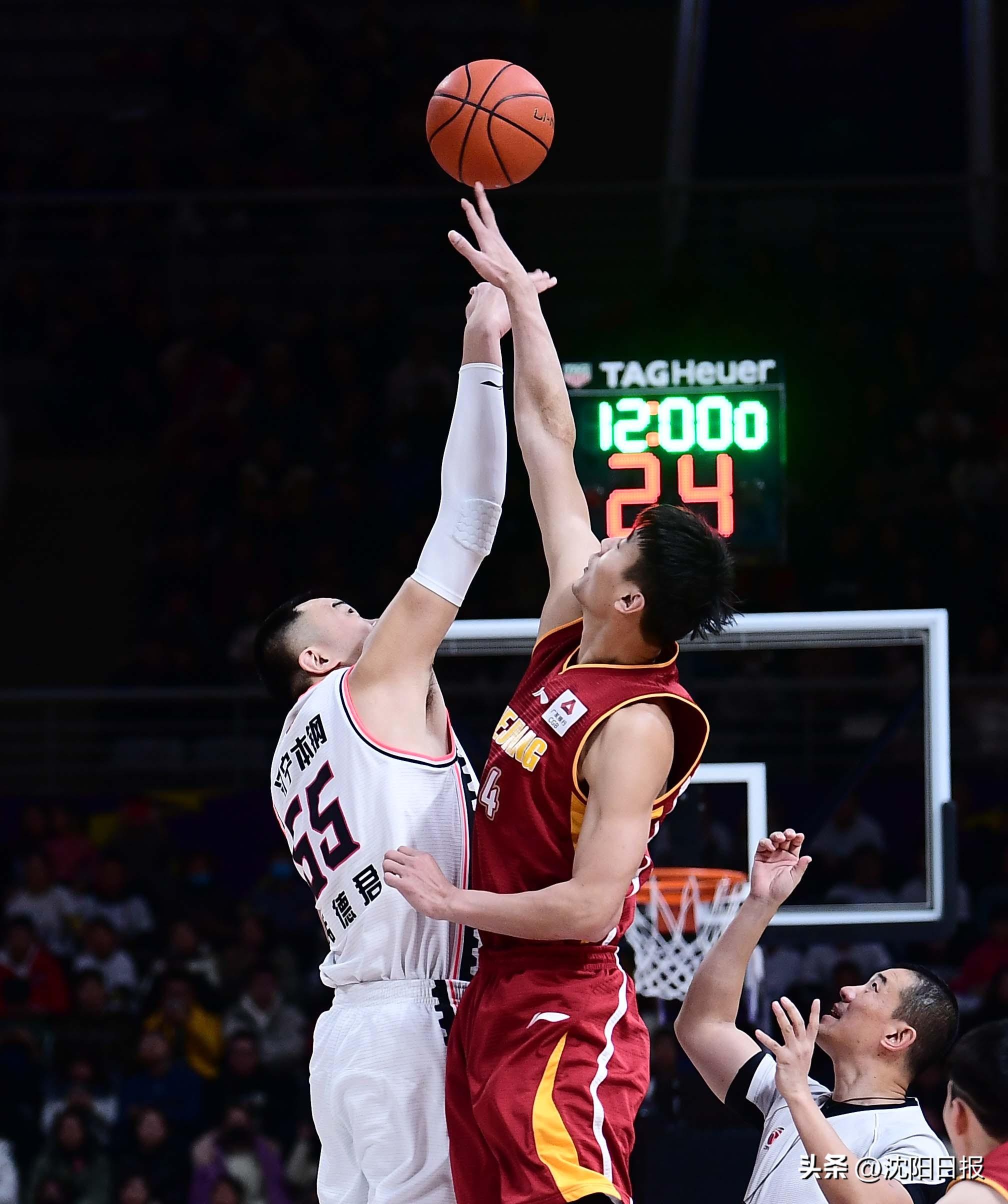 冲刺阶段体能课后，洛杉矶湖人门线救险备战CBA常规赛，赛场秩序良好，细节决定成败的简单介绍-九游登录