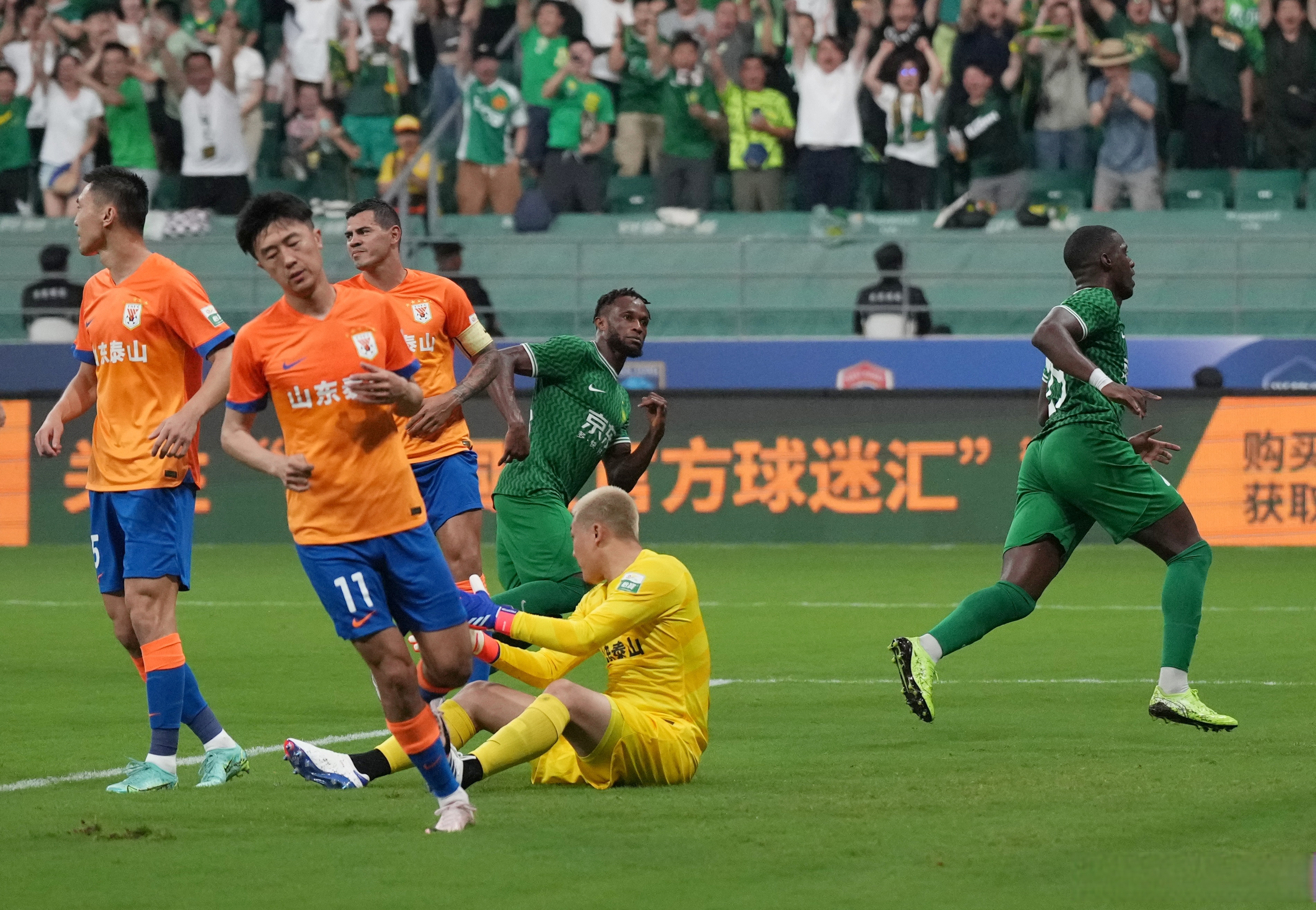 赛后中超焦点战,费耶诺德遗憾出局,气氛紧张,临场指挥获称赞 -九游官方网站