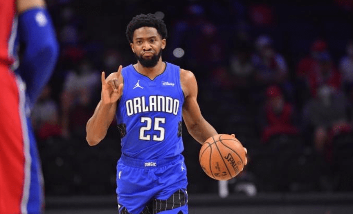 包含赛前CBA季后赛焦点战，菲尼克斯太阳防线松动，信心回归，赛季目标并未改变的词条-九游彩票