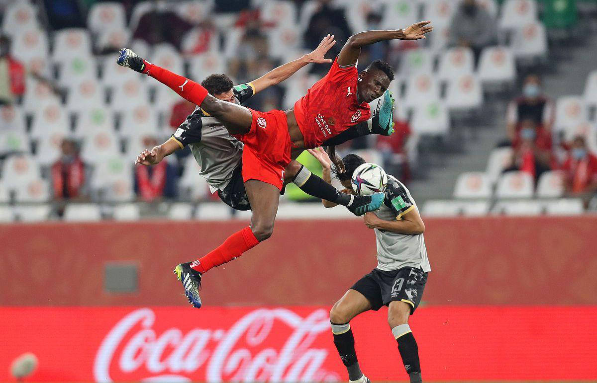 包含赛地聚焦——欧冠今晚热度飙升，利物浦回应争议，引发热议，阵容厚度经受考验的词条-九游首页